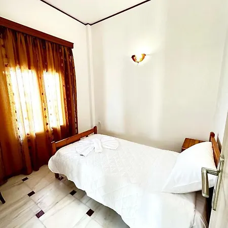 Il Marmo House Kamari (Santorini)